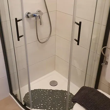 Rakic アパート *